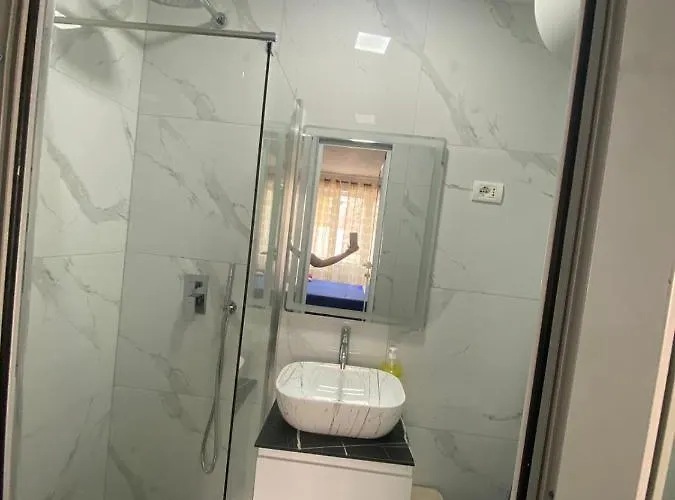 What's Up Lägenhet *