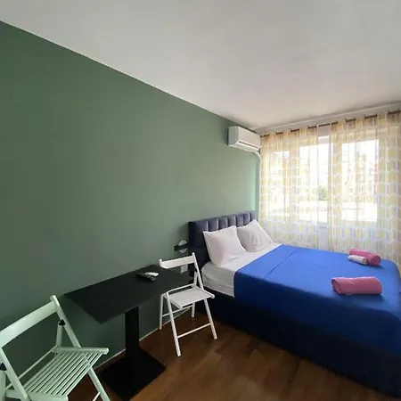 What's Up Apartman *