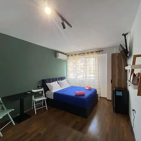 Apartman What's Up *